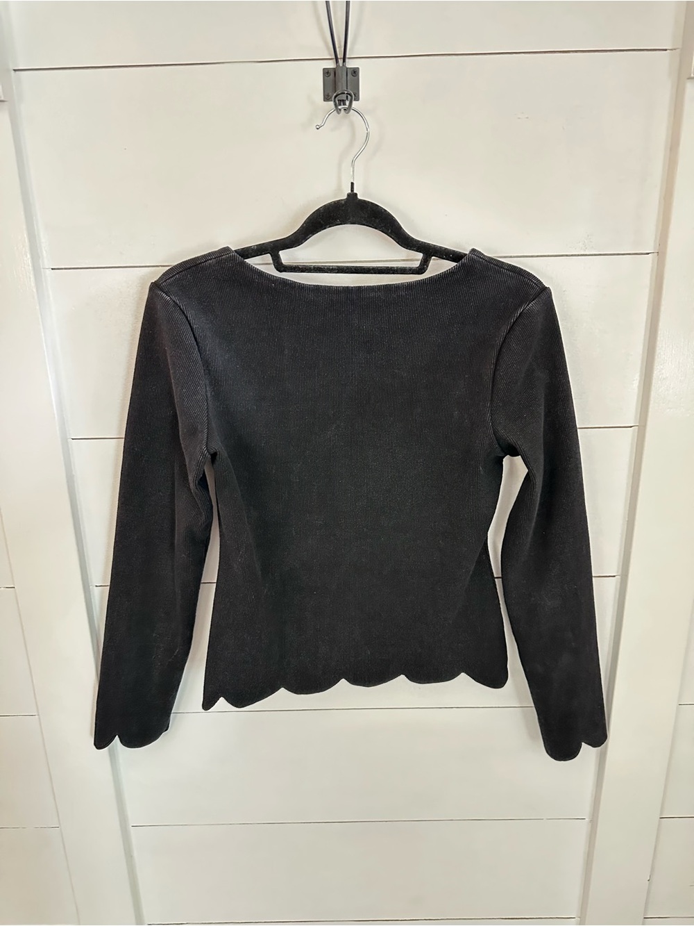 Anthropology S black ribbed scalloped wrist & hem 100% cotton top boho chic - Picture 3 of 11